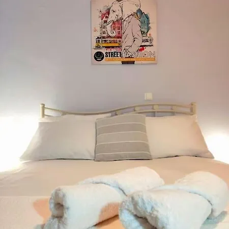 Nestor Apartment-near Historical Centre Lägenhet *