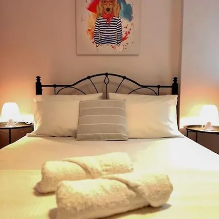 Nestor Apartment-near Historical Centre Kalamata