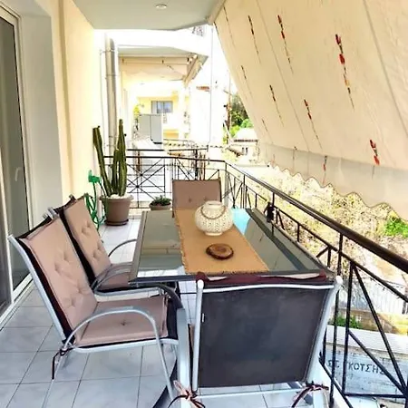 Διαμέρισμα Nestor Apartment-near Historical Centre