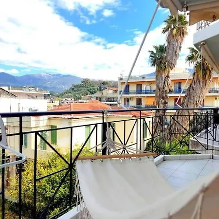 Nestor Apartment-near Historical Centre * Καλαμάτα