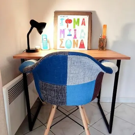 Nestor Apartment-near Historical Centre Lägenhet