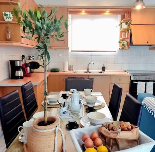 Nestor Apartment-near Historical Centre Kalamata